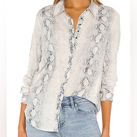 pistola Tops - Pistola NWT Elle Baby Snap Shirt Grey Snake Size Small